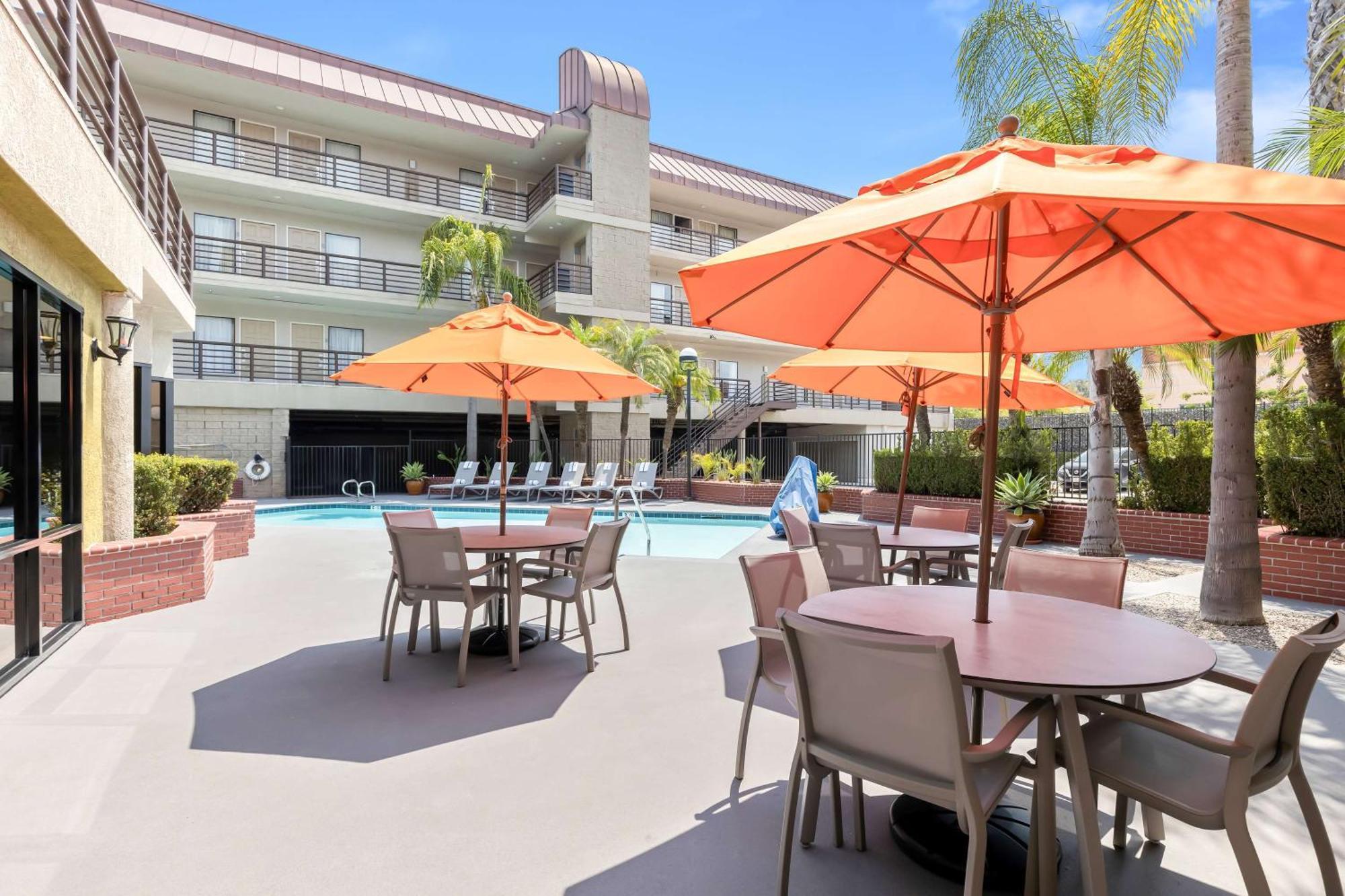 Best Western Plus Irvine Spectrum Hotel Lake Forest Extérieur photo