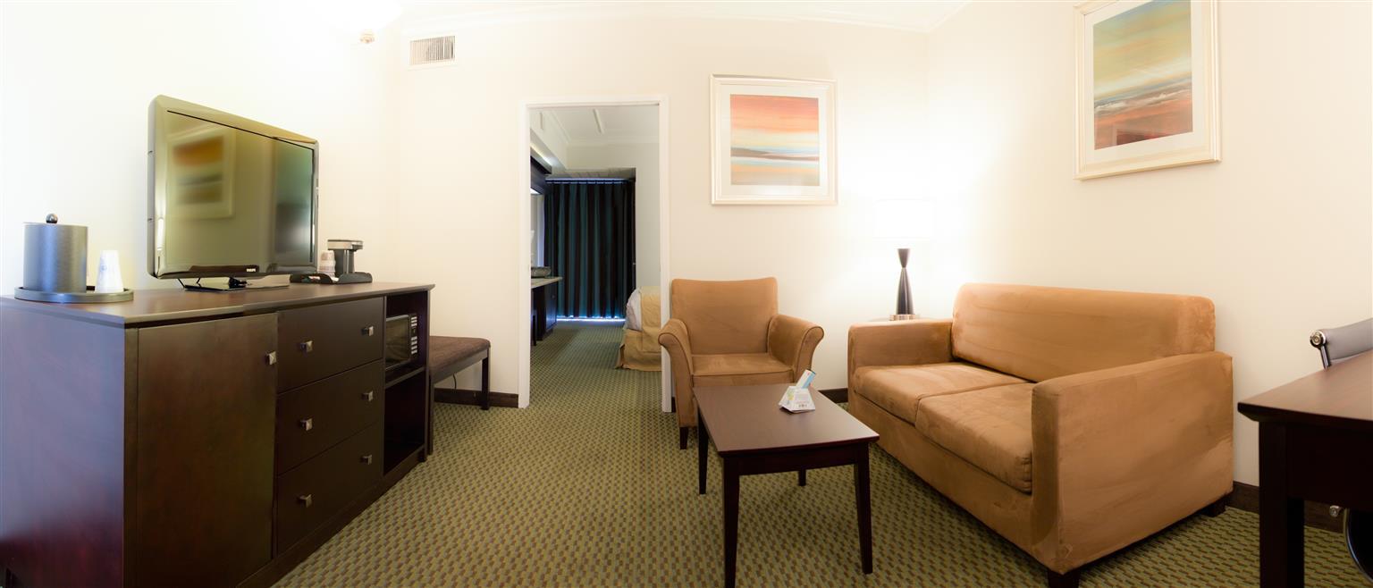 Best Western Plus Irvine Spectrum Hotel Lake Forest Extérieur photo